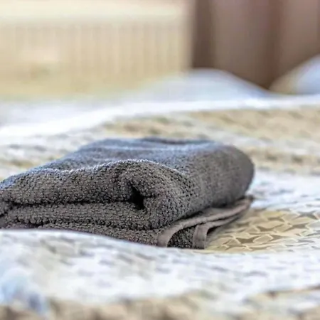 Cozy With Modern Amenities